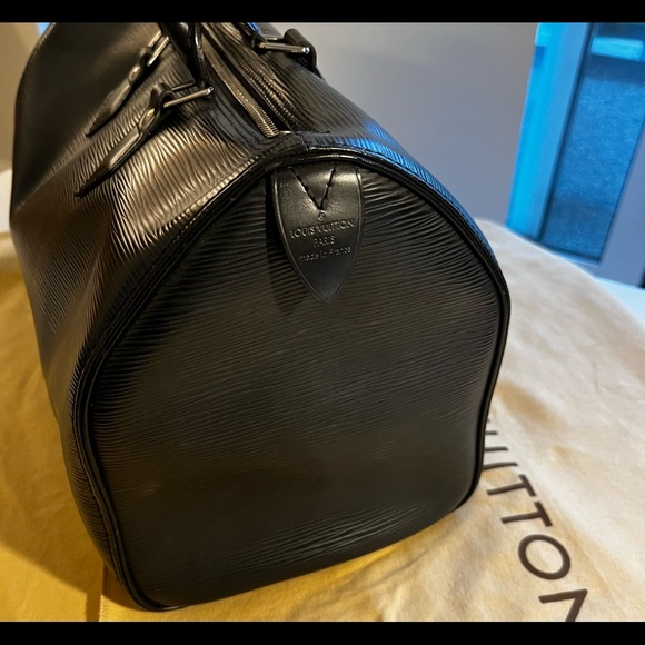 Louis Vuitton Speedy 35 (Black Epi Leather) - Great Condition - Picture 7 of 14